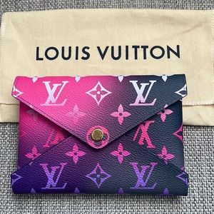 💕 Louis Vuitton Spring in the City Kiragami Pouch